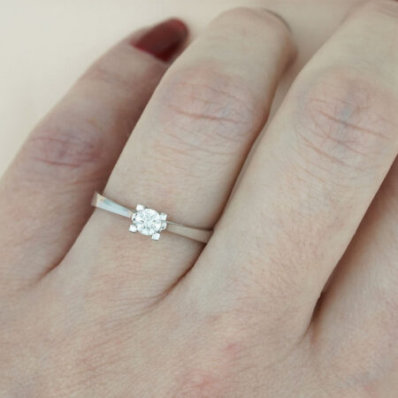 Μονόπετρο Δαχτυλίδι Λευκόχρυσο 18 Καρατίων Διαμάντι Γυναικείο