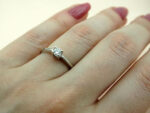 Δαχτυλίδι Μονόπετρο με Διαμάντι Λευκόχρυσο 18Κ Γάμος Αρραβώνας