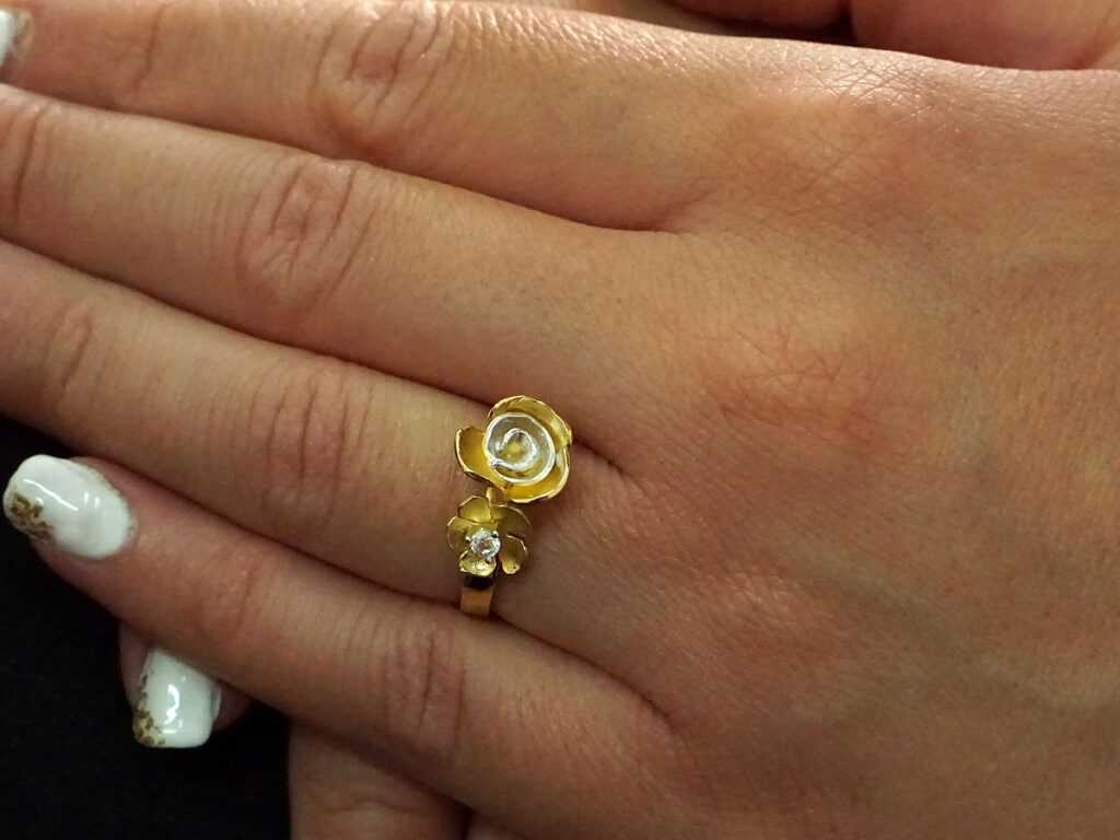Χρυσό Δαχτυλίδι Χειροποίητο Λουλούδια Ζιργκόν Πέτρα Κ14 Γυναίκα Λευκόχρυσο Κόσμημα