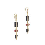 Επιχρυσωμένα Σκουλαρίκια Με Όνυχα, Κοράλλι Και Ζιργκόν 925