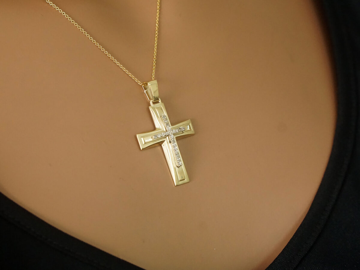 Γυναικείος Σταυρός Με Ζιργκόν Πέτρες Σε Χρυσό 14Κ