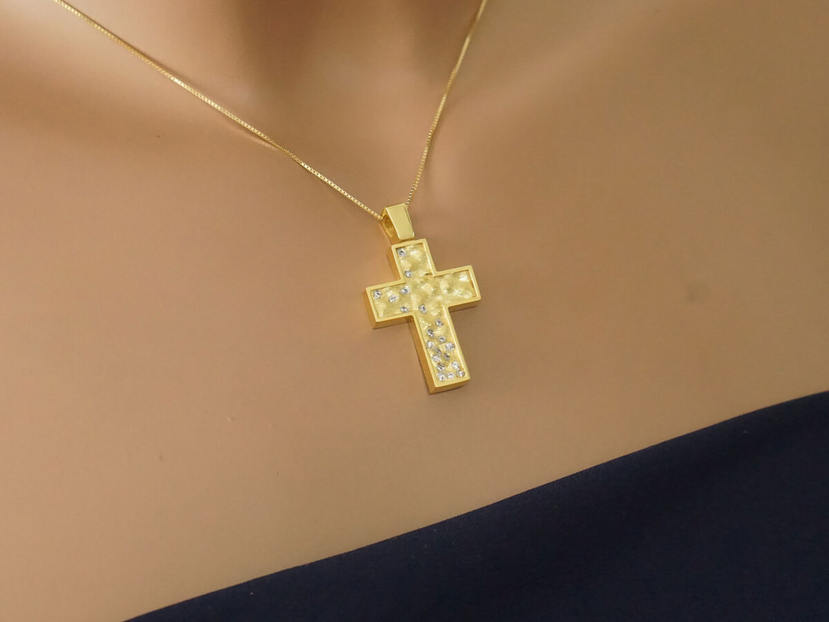 Χειροποίητος Σταυρός Γυναικείος Σε Χρυσό 14Κ Ζιργκόν GC898