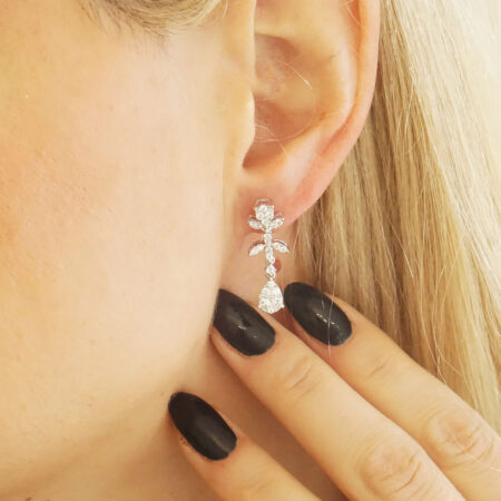 Κρεμαστά Σκουλαρίκια Με Διαμάντια Σε Λευκόχρυσο 18Κ