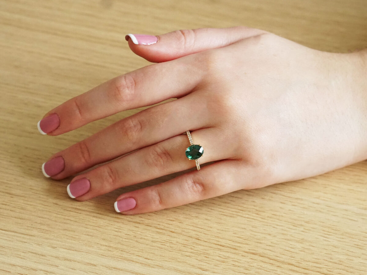 Δαχτυλίδι Με Πράσινη Πέτρα