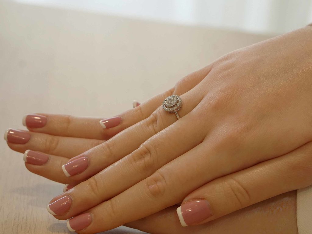 Διαμαντένιο Δαχτυλίδι Ροζέτα Λευκόχρυσο 18 Καράτια