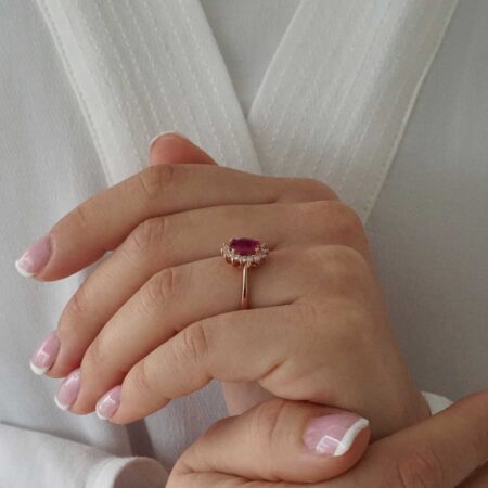 Δαχτυλίδι Ροζέτα Με Ρουμπίνι Και Μπριγιάν Σε Ροζ Χρυσό 18 Καράτια Δώρο