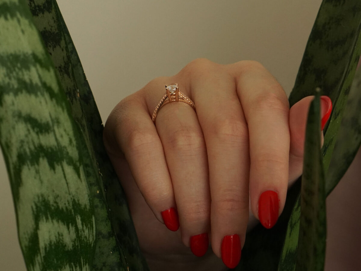 Γυναικείο Ροζ Χρυσό Δαχτυλίδι 9Κ Με Ζιργκόν Πέτρες