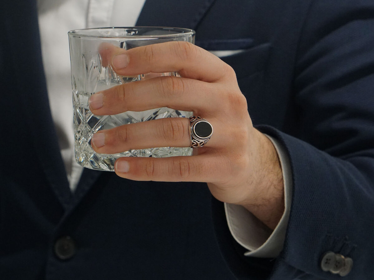 Unisex Chevalier Δαχτυλίδι Ασημένιο 925 Με Μαύρο Όνυχα