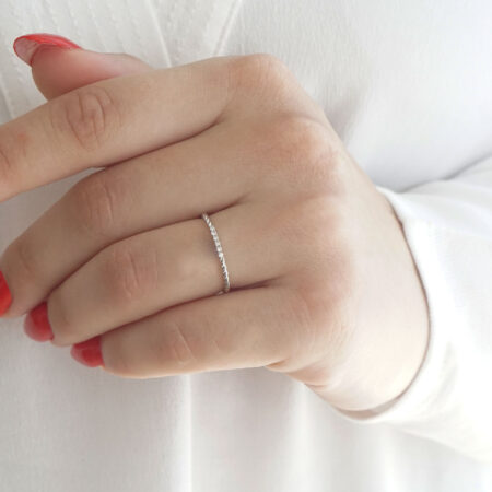 Γυναικείο Δαχτυλίδι Με Διαμάντια Σε Λευκόχρυσο 14 Καράτια