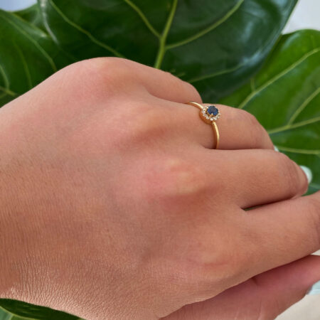 Δαχτυλίδι Ροζέτα Ζαφείρι Με Διαμάντια Μπριγιάν Σε Χρυσό 18Κ