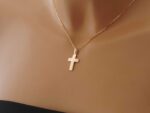 Γυναικείος Ροζ Χρυσός Σταυρός Κ14