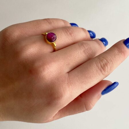 Δαχτυλίδι Με Κόκκινη Πέτρα Αχάτη Από Επιχρυσωμένο Ασήμι 925
