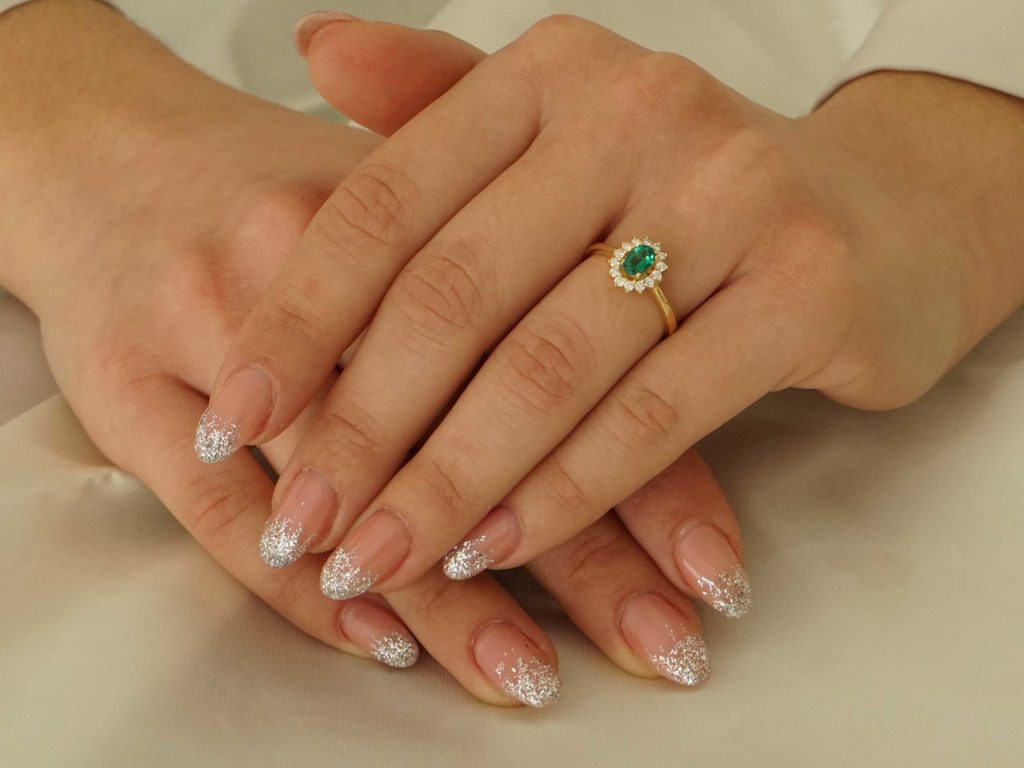 Δαχτυλίδι Ροζέτα Σμαράγδι Με Μπριγιάν Σε Χρυσό 18 Καράτια
