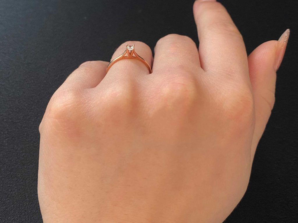 Δαχτυλίδι Ροζ Χρυσό Μονόπετρο 9 Καράτια Με Ζιργκόν