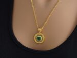 Επίχρυσο Χειροποίητο Μενταγιόν Με Πράσινη Πέτρα Ζιργκόν Και Αλυσίδα Από Ασήμι 925