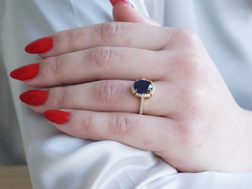 Χρυσή Ροζέτα Δαχτυλίδι 14 Καρατίων Με Μπλε Και Λευκές Πέτρες Ζιργκόν