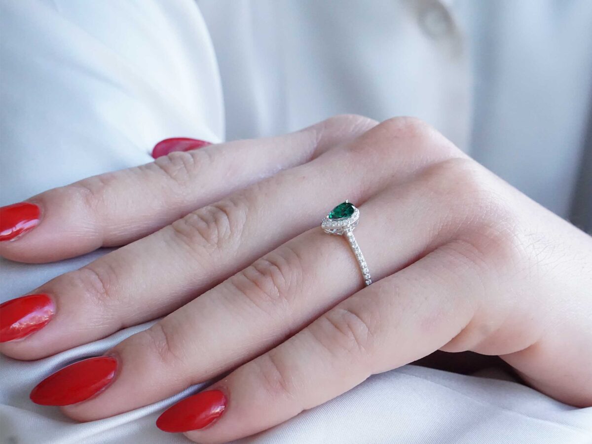 Ροζέτα Δαχτυλίδι Με Πράσινη Πέτρα Ζιργκόν Σε Λευκόχρυσο 9 Καρατίων
