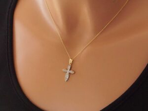 Σταυρός Χρυσός Με Λευκόχρυσο Επιπλατίνωμα 14 Καρατίων Και Ζιργκόν Πέτρες