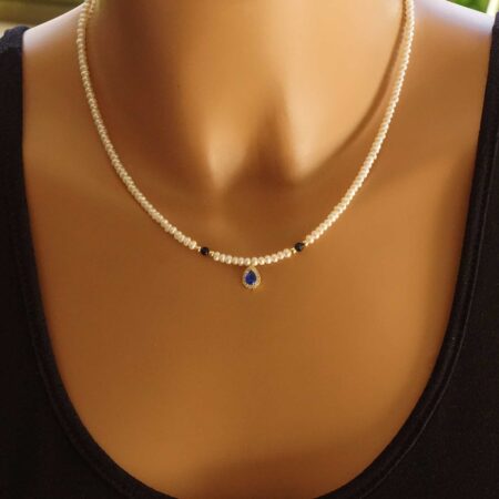 Χρυσό Κρεμαστό Κολιέ Με Μαργαριτάρια Και Ροζέτα 14Κ