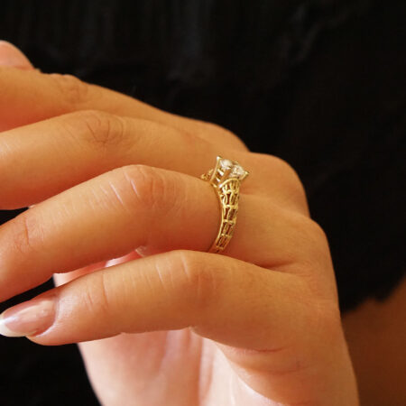 Χρυσό Δαχτυλίδι Μονόπετρο 9 Καράτια Με Ζιργκόν