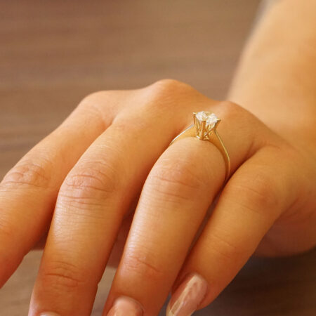 Μονόπετρο Δαχτυλίδι Χρυσό 9 Καράτια Με Ζιργκόν