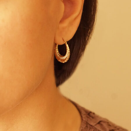 Σκουλαρίκια Ανάγλυφα Κρίκοι Σε Χρυσό 9 Καράτια