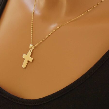 Χρυσός Σταυρός Με Διαμαντάρισμα 9 Καράτια