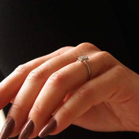 Λευκόχρυσο Δαχτυλίδι Ροζέτα 8 Καράτια