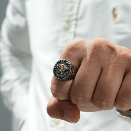 Δαχτυλίδι Με Μαύρες Πέτρες Ζιργκόν Σε Ασήμι 925