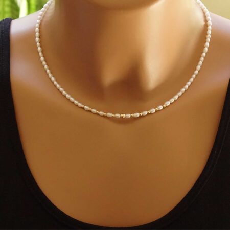 Κολιέ Με Μαργαριτάρια Γλυκού Νερού Και Χρυσές Μπίλιες 14 Καρατίων