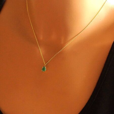 Χρυσό Μενταγιόν Με Σμαράγδι Δάκρυ Και Αλυσίδα 18 Καράτια