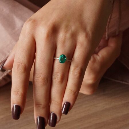 Δαχτυλίδι Με Σμαράγδι Και Μπριγιάν Σε Χρυσό 18 Καράτια