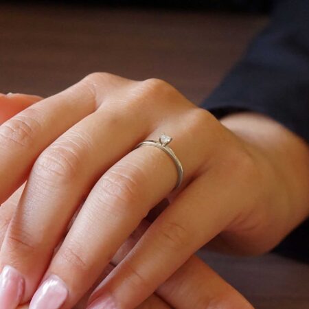 Δαχτυλίδι Μονόπετρο Διαμάντι Σε Λευκόχρυσο 18 Καράτια