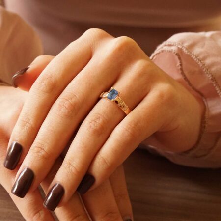 Δαχτυλίδι Με Ζαφείρι Και Μπριγιάν Σε Ροζ Χρυσό 18 Καράτια