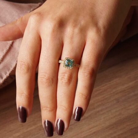 Δαχτυλίδι Με Τουρμαλίνη Και Μπριγιάν Σε Χρυσό 18 Καράτια