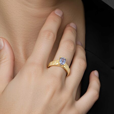 Δαχτυλίδι Με Ζαφείρι Και Μπριγιάν Σε Χρυσό 18 Καράτια