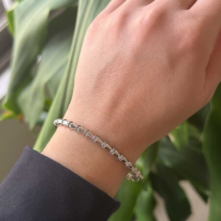 Λευκόχρυση Χειροπέδα 18Κ Με 60 Διαμάντια