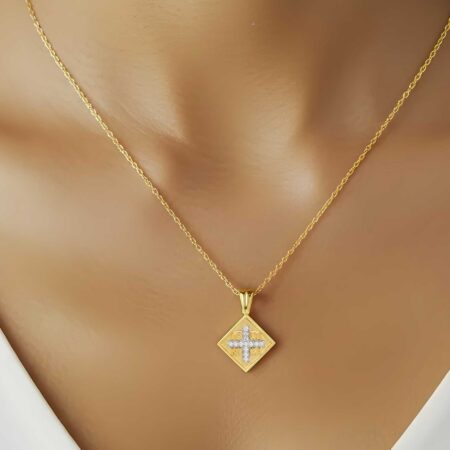 Μενταγιόν Κωνσταντινάτο Με Διαμάντια Σε Χρυσό 18 Καράτια