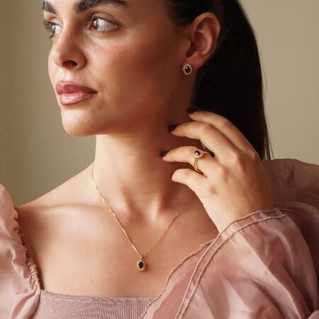 Ροζέτα Οβάλ Μενταγιόν Με Ζαφείρι 18Κ Και Μπριγιάν