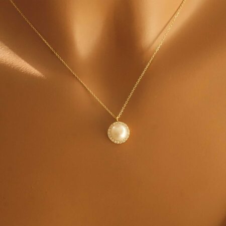 Μενταγιόν Ροζέτα Με Διαμάντια Μαργαριτάρι Σε Χρυσό 18 Καράτια