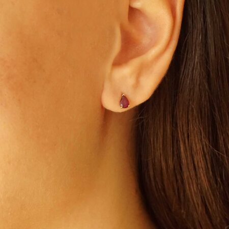Σκουλαρίκια Με Ρουμπίνι Σε Χρυσό 18 Καράτια