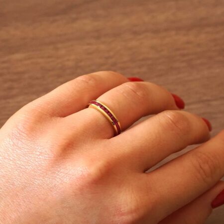 Δαχτυλίδι Μισόβερο Με Ρουμπίνια Σε Χρυσό 18 Καράτια